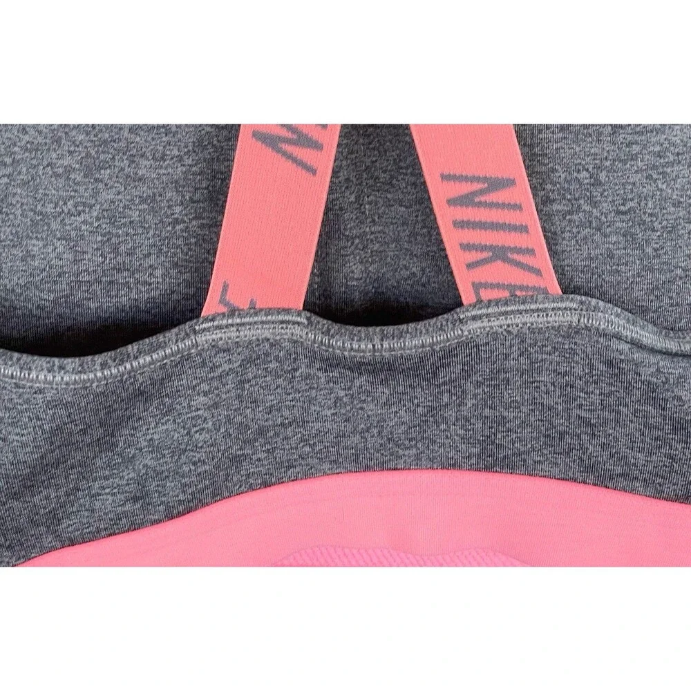 Nike Womens Sports Bra Sz Medium Crop Top Logo Workout Activewear Gym Running